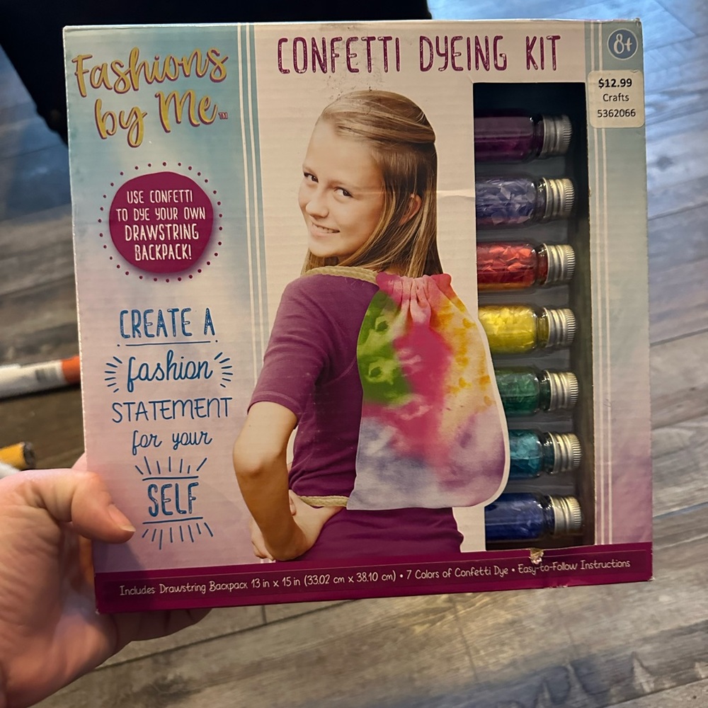 NEW - Confetti Dyeing Kit